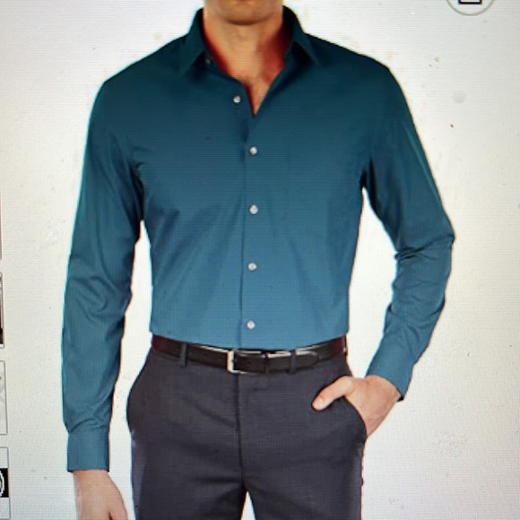 Van Heusen Other - Van Heusen Chambray Fitted Men's Dress Shirt Size 15.5 32/33